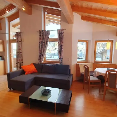 Haus Carina *