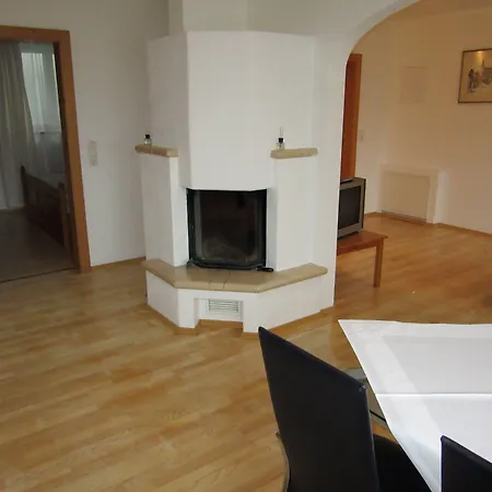 Apartamento Haus Carina *