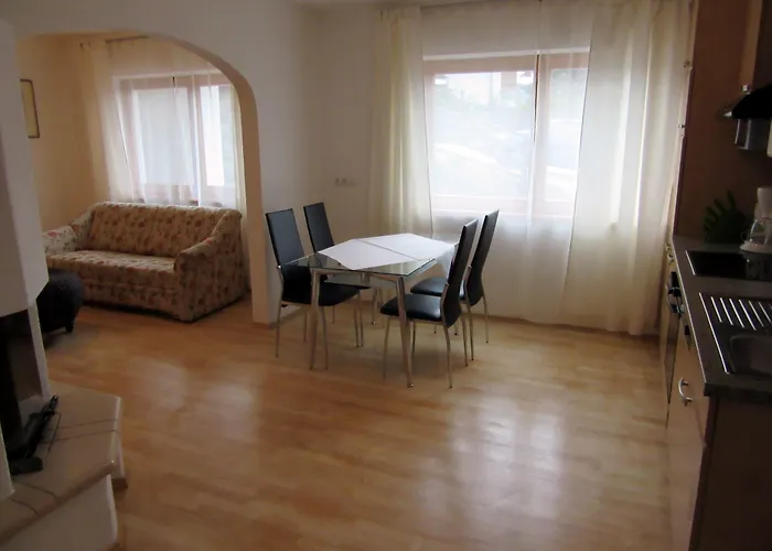 Apartmán Haus Carina *