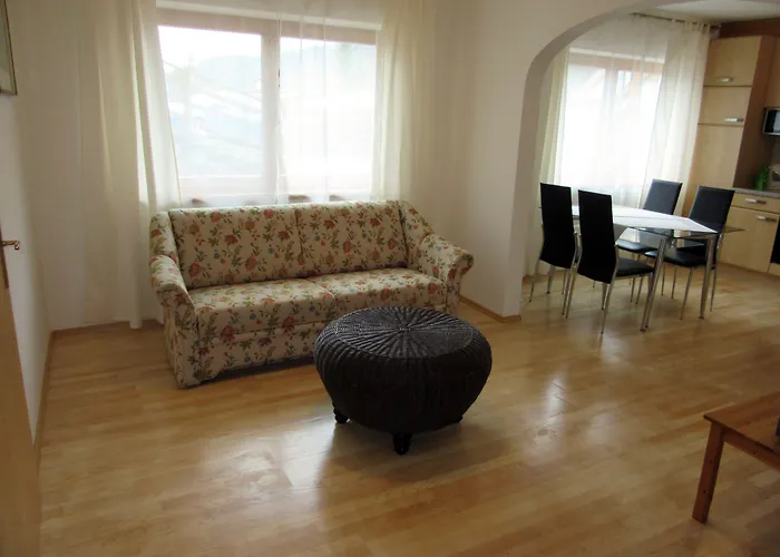 Apartmán Haus Carina *